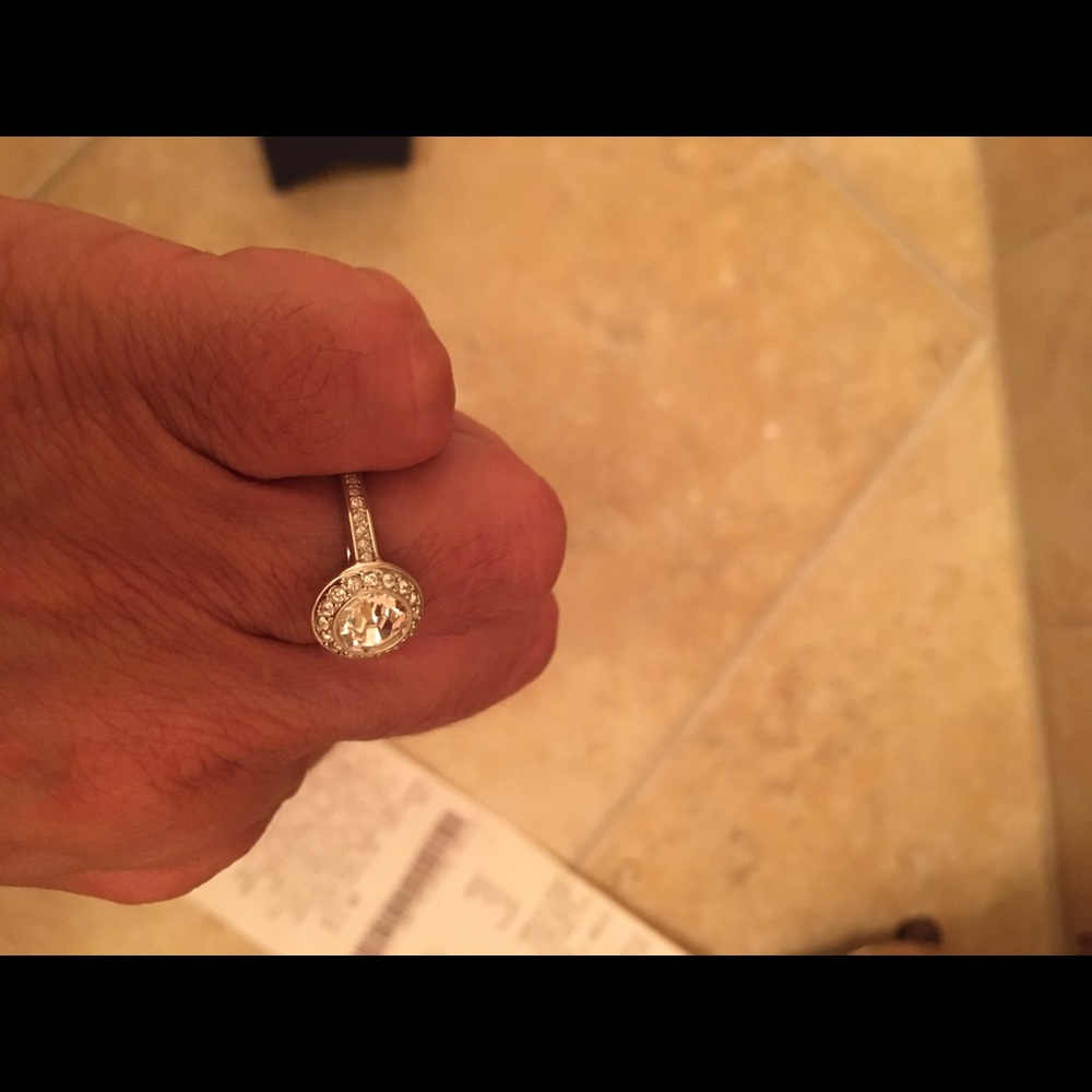 swarovski crystal ring size 6 - Picture 4 of 11